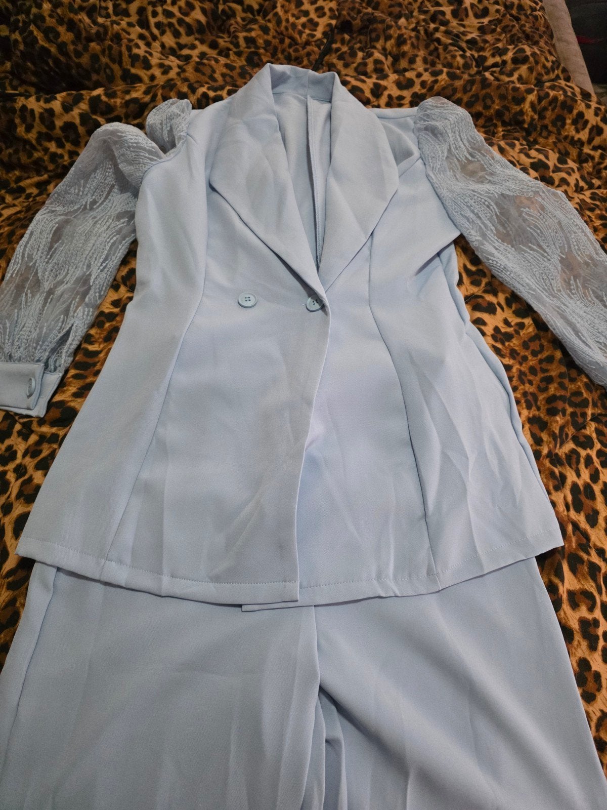 2-delig damespak babyblauw & lange roze jurk - Maat 40, Kleding | Dames, Broeken en Pantalons, Maat 38/40 (M), Blauw, Ophalen of Verzenden