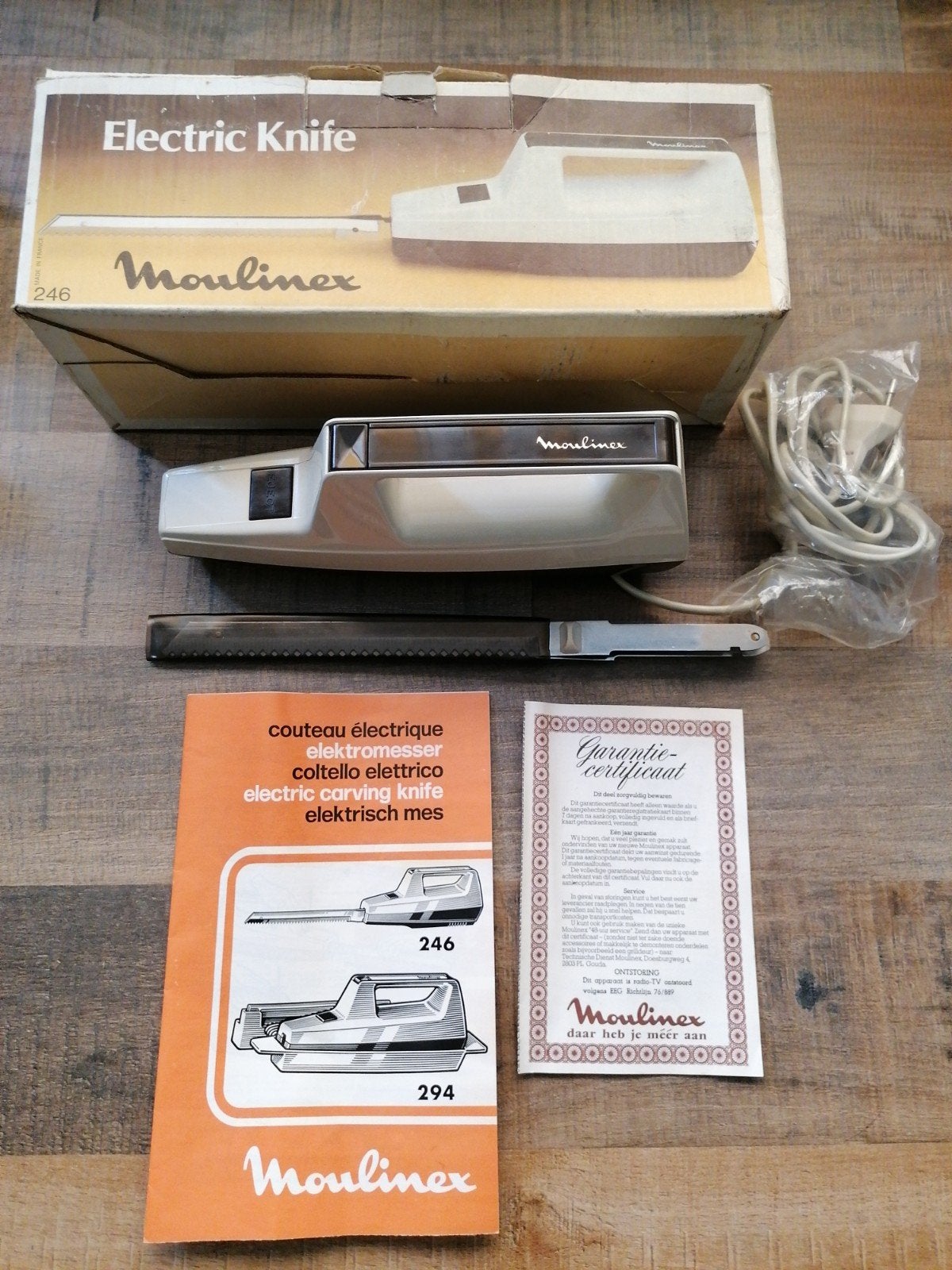 Vintage Moulinex Elektrisch Mes - Nieuw in doos, Ophalen, Nieuw