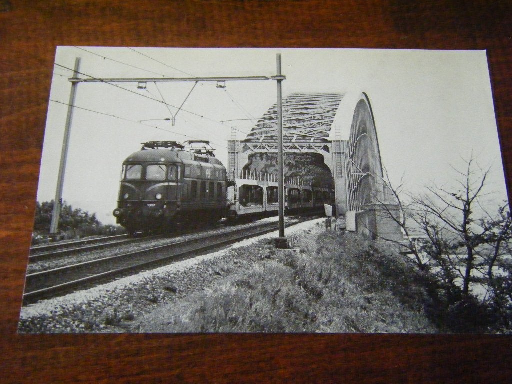 G42 - Trein - NS - Locomotief - Spoorbrug - 9, Ophalen of Verzenden, Zo goed als nieuw, Trein, Overige typen