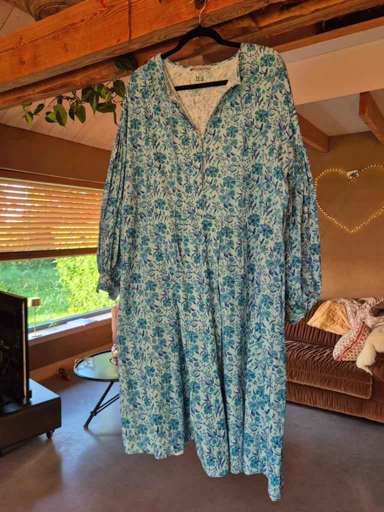 Jurk Anna en Nina xl 44, Ophalen of Verzenden, Zo goed als nieuw, Maat 46/48 (XL) of groter, Onder de knie