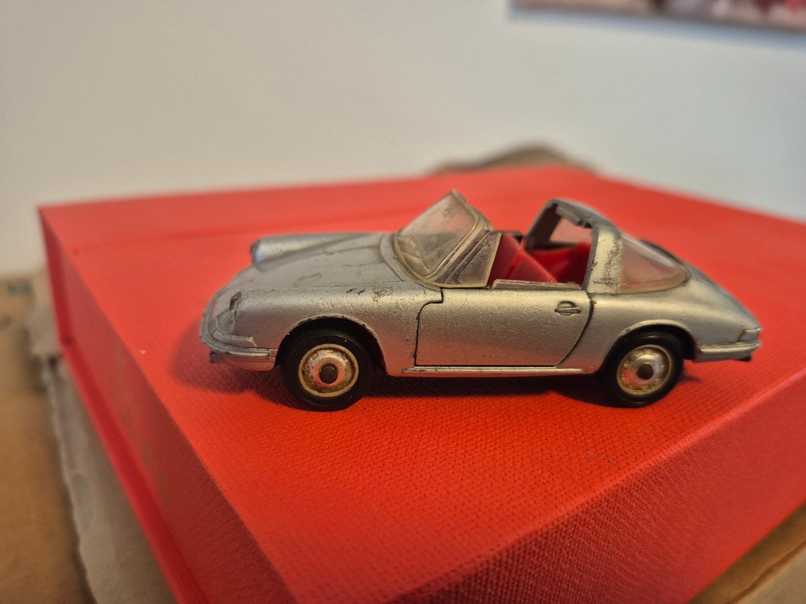 marklin porsche 911 t   1;43, Ophalen of Verzenden, Zo goed als nieuw, Auto, Overige merken