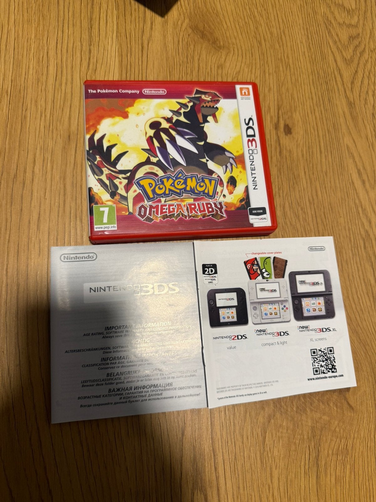 Pokemon omega ruby doosje en folders - geen spel, Spelcomputers en Games, Avontuur en Actie, 1 speler, Ophalen of Verzenden, Zo goed als nieuw