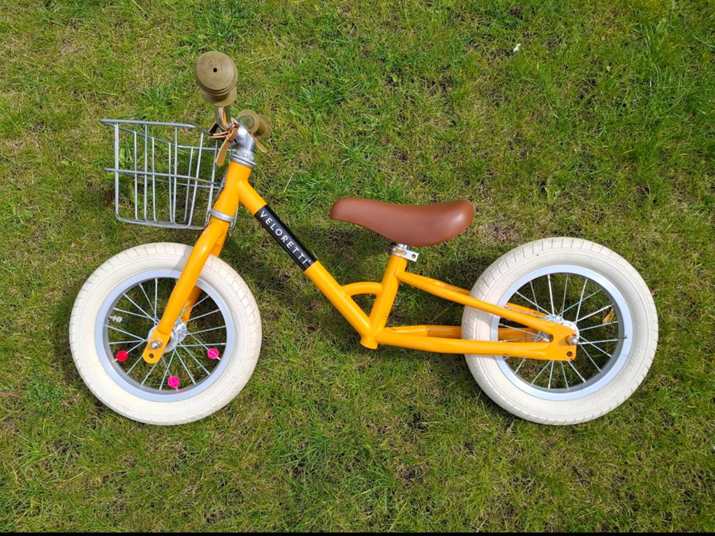 Veloretti loopfiets (geel), Fietsen en Brommers, Fietsen | Kinderfietsjes, Ophalen, Gebruikt, Minder dan 16 inch