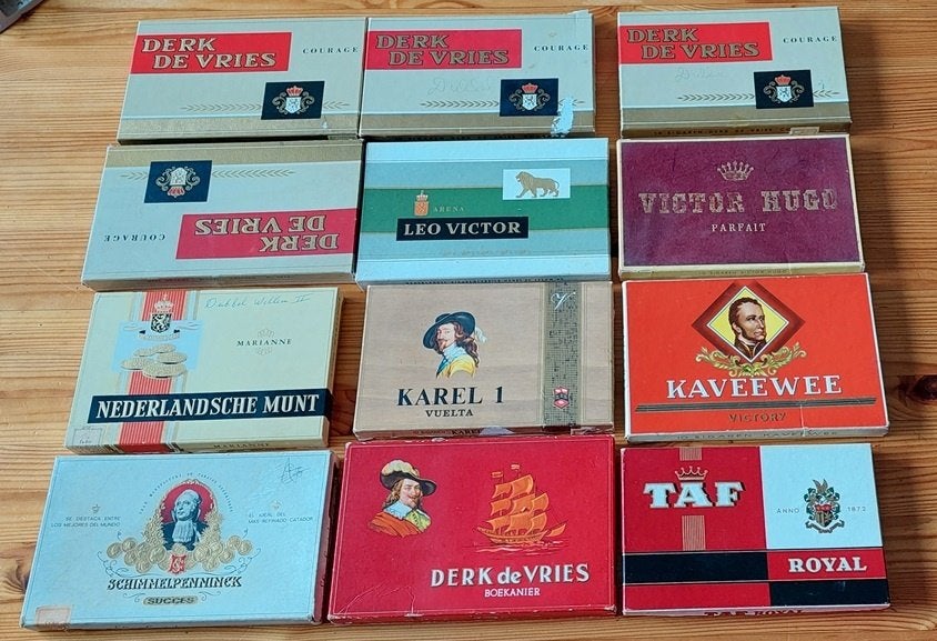 Oude lege sigarendoosjes 157 stuks, Ophalen, Gebruikt, Overige typen