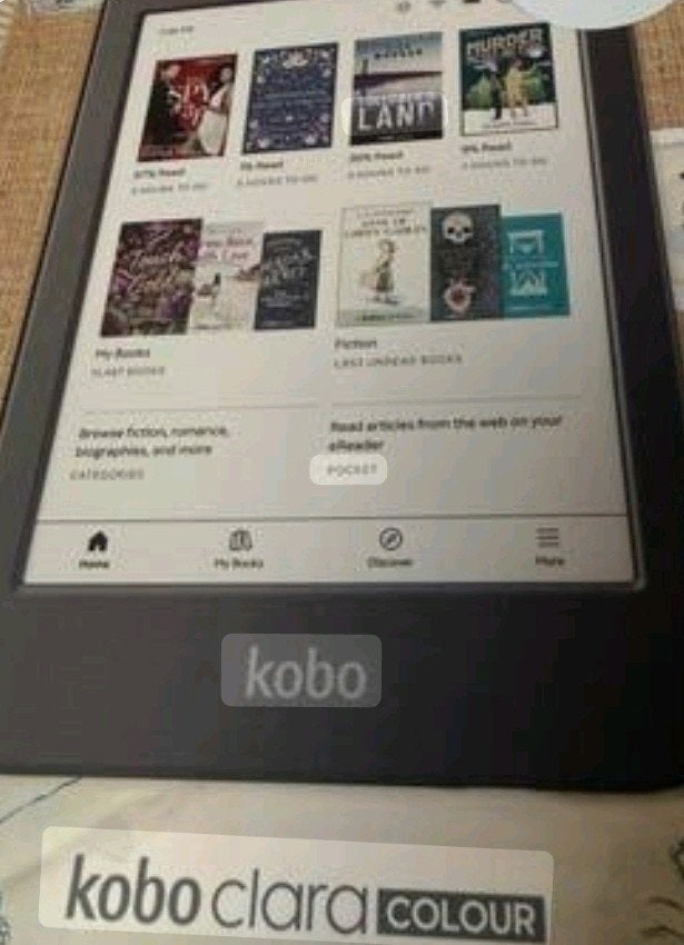 Kobo Clara Colour ~ Nieuw in Doosje ~ met Sleep Cover, Touchscreen, Verzenden, Nieuw, Kobo Clara