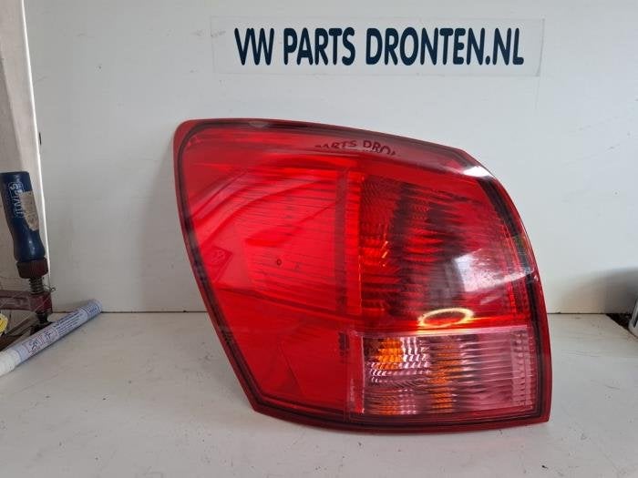Achterlicht links van een Nissan Qashqai, Gebruikt, -, Verzenden, -