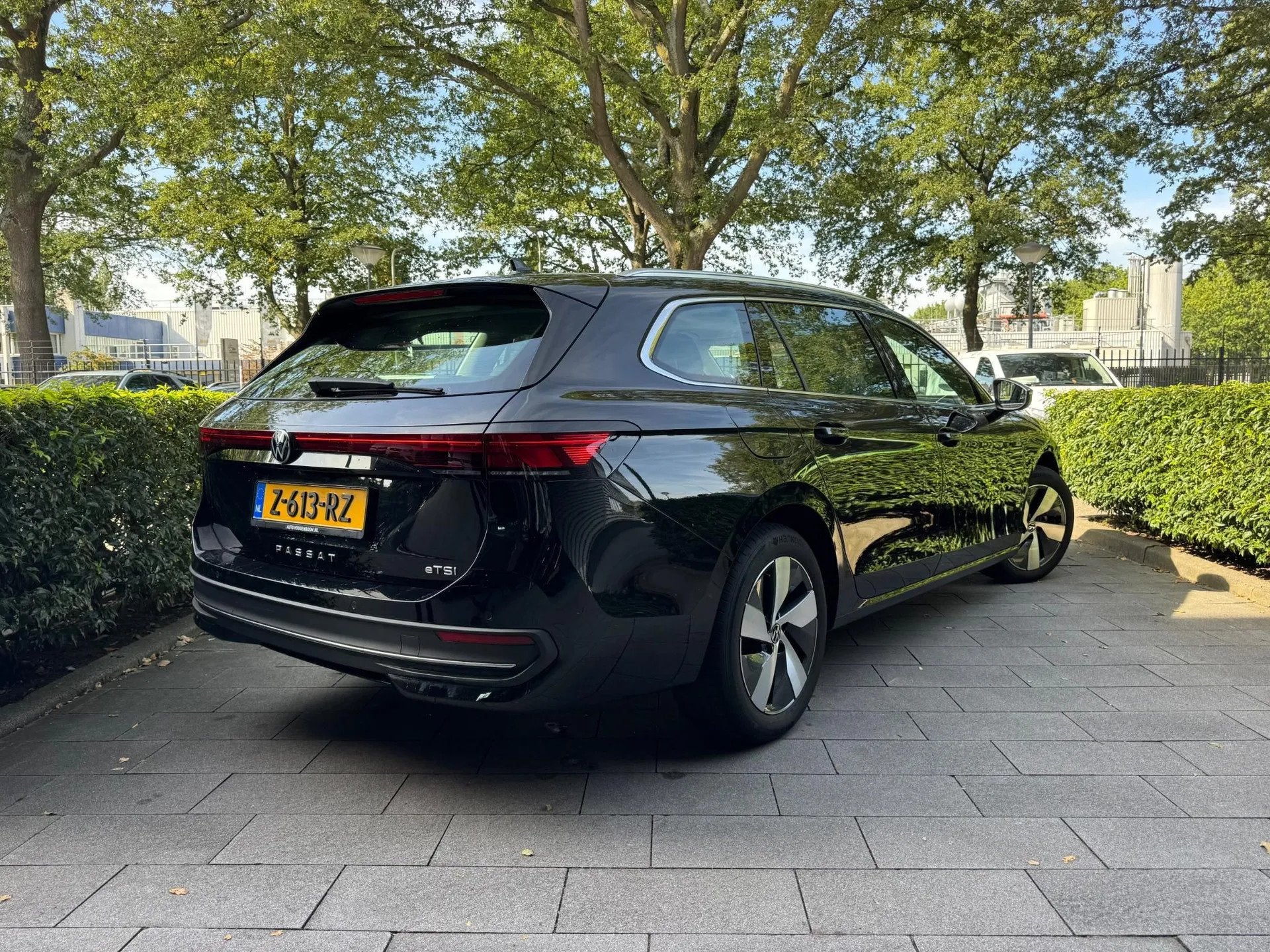 Volkswagen Passat Variant 1.5 eTSI Business (bj 2024), 4 cilinders, 150 pk, 1600 kg, Geïmporteerd
