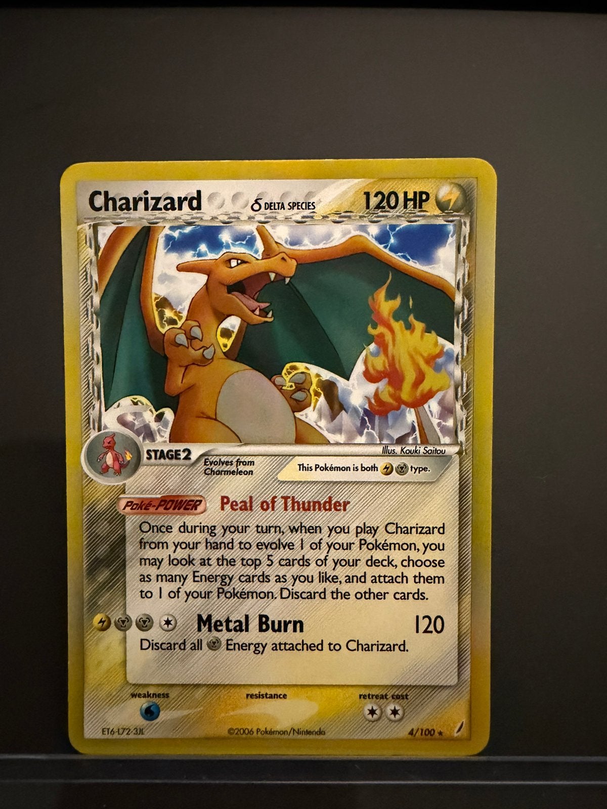 Charizard Delta Species Pokémon Kaart 2006, Ophalen of Verzenden, Gebruikt, Losse kaart