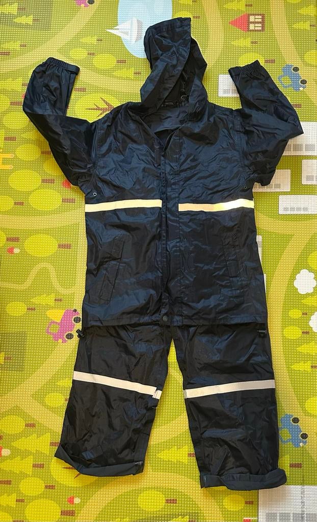 Regenpak(Broek+jas)met reflecterende strepen maat 134-140, Ophalen of Verzenden, Nieuw, Regenpak, Kinderen