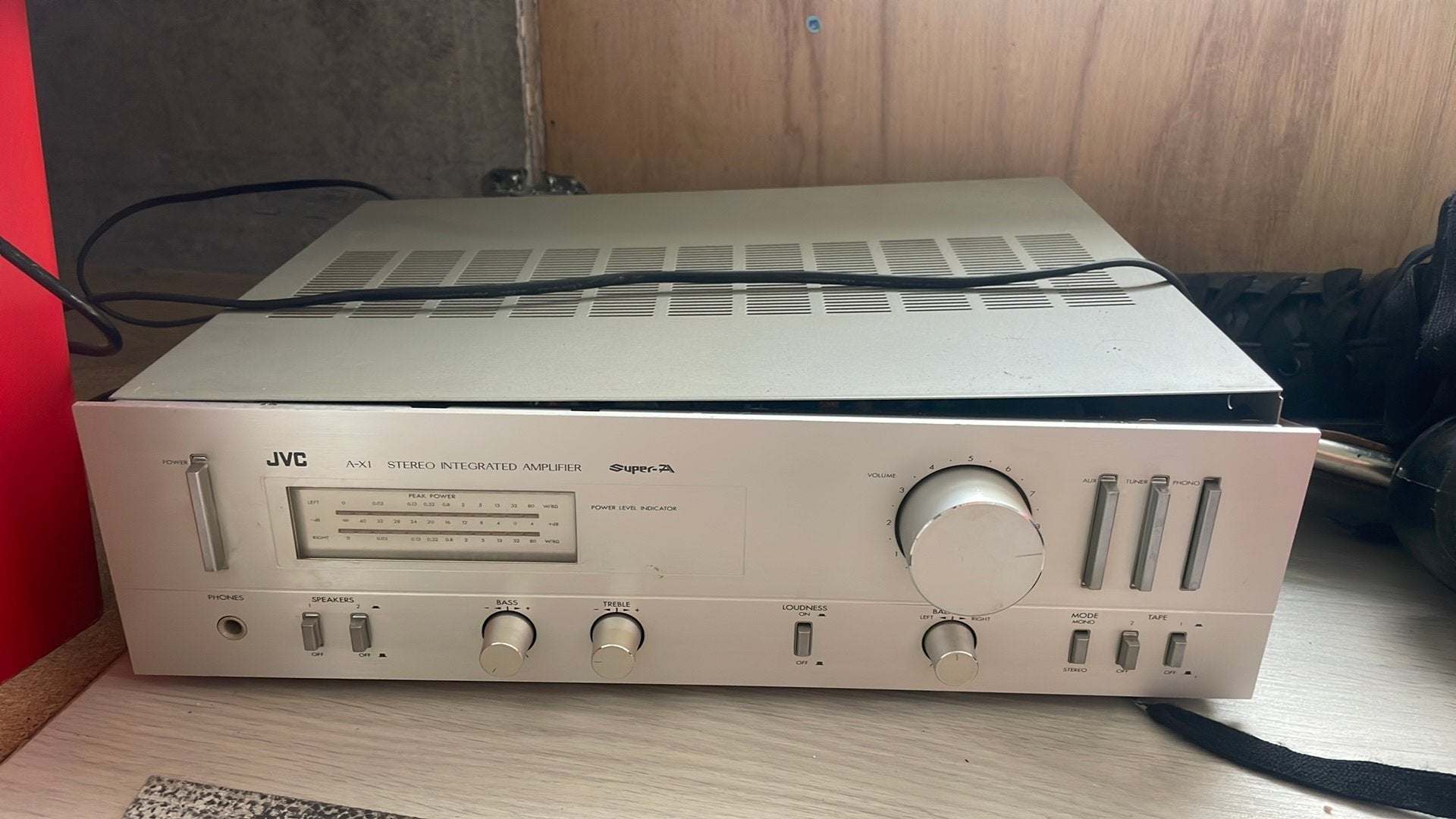 JVC A-X1 stereo integrated amplifier, Ophalen, JVC
