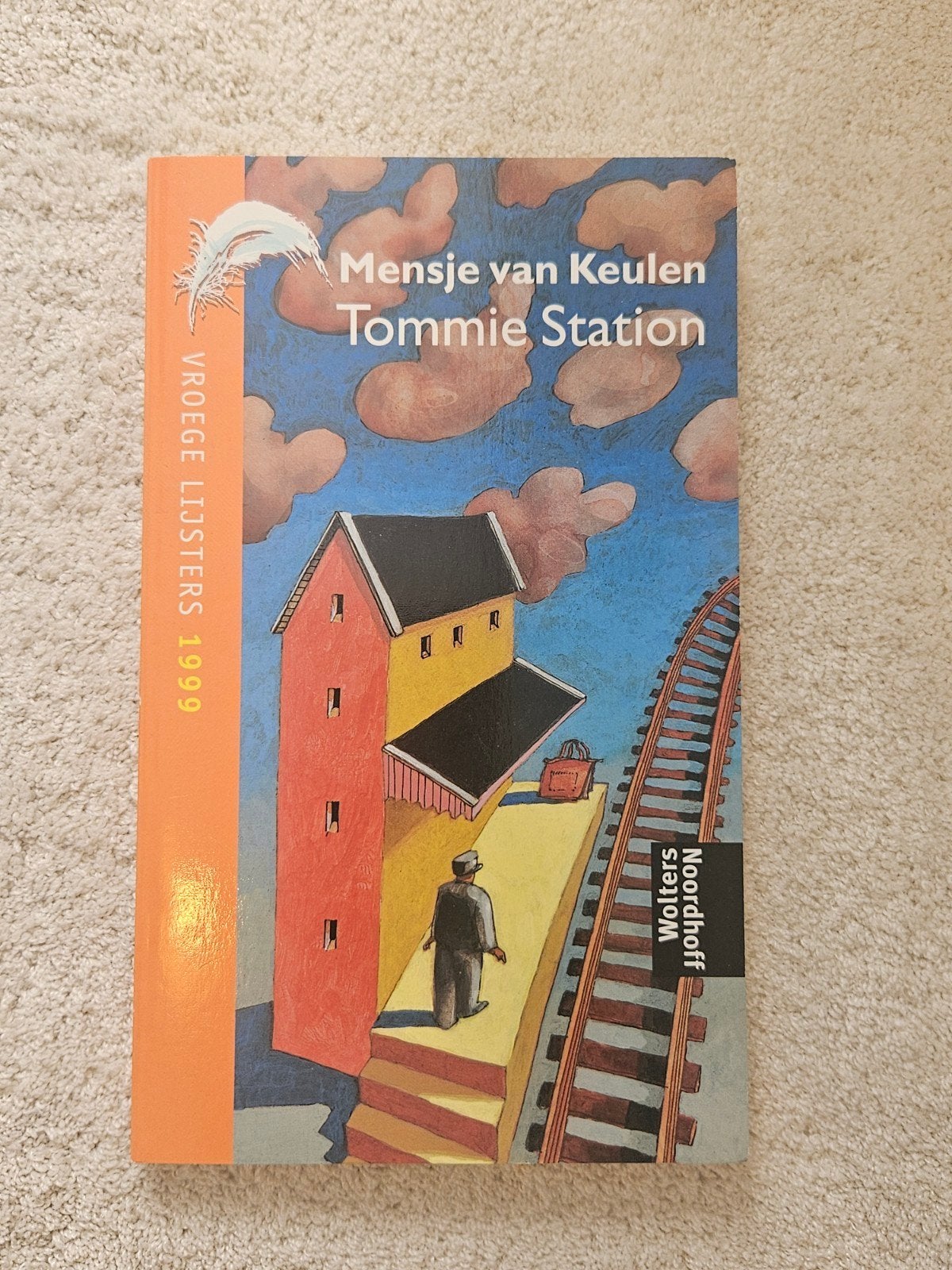 Tommie Station - Mensje van Keulen (Vroege Lijsters 1999), Ophalen of Verzenden, Gelezen, Mensje van Keulen, Fictie