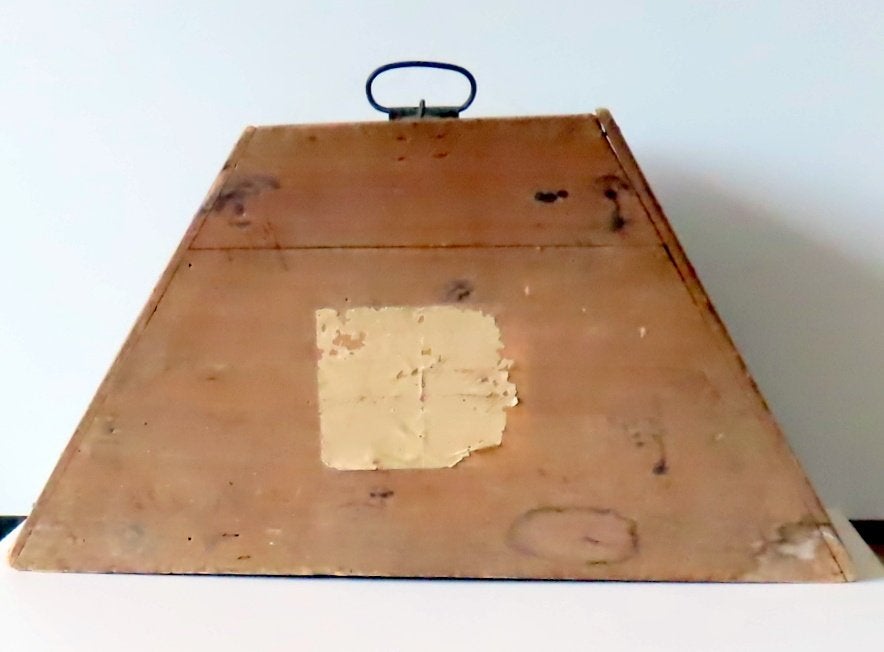 Koopje! (no 3) antieke franse steek/houten kist ,incl verzen, Ophalen of Verzenden, Landmacht, Overige gebieden, Kleding of Schoenen