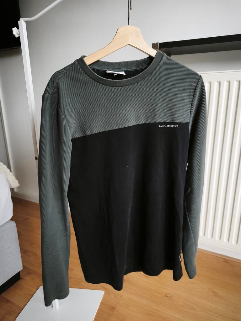 Daily Aesthetikz Longsleeve - Zwart/Groen, Maat 48/50 (M), Zwart, Ophalen of Verzenden, Zo goed als nieuw