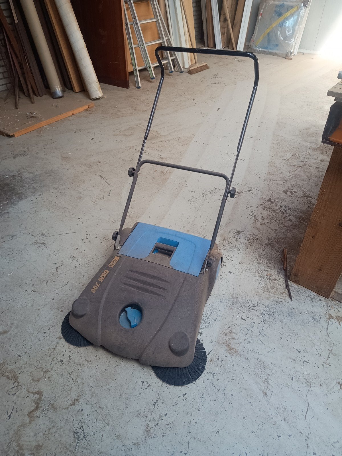 Gude GKM 700 Veegmachine - Gebruikt, Ophalen of Verzenden, Gebruikt, Overige typen