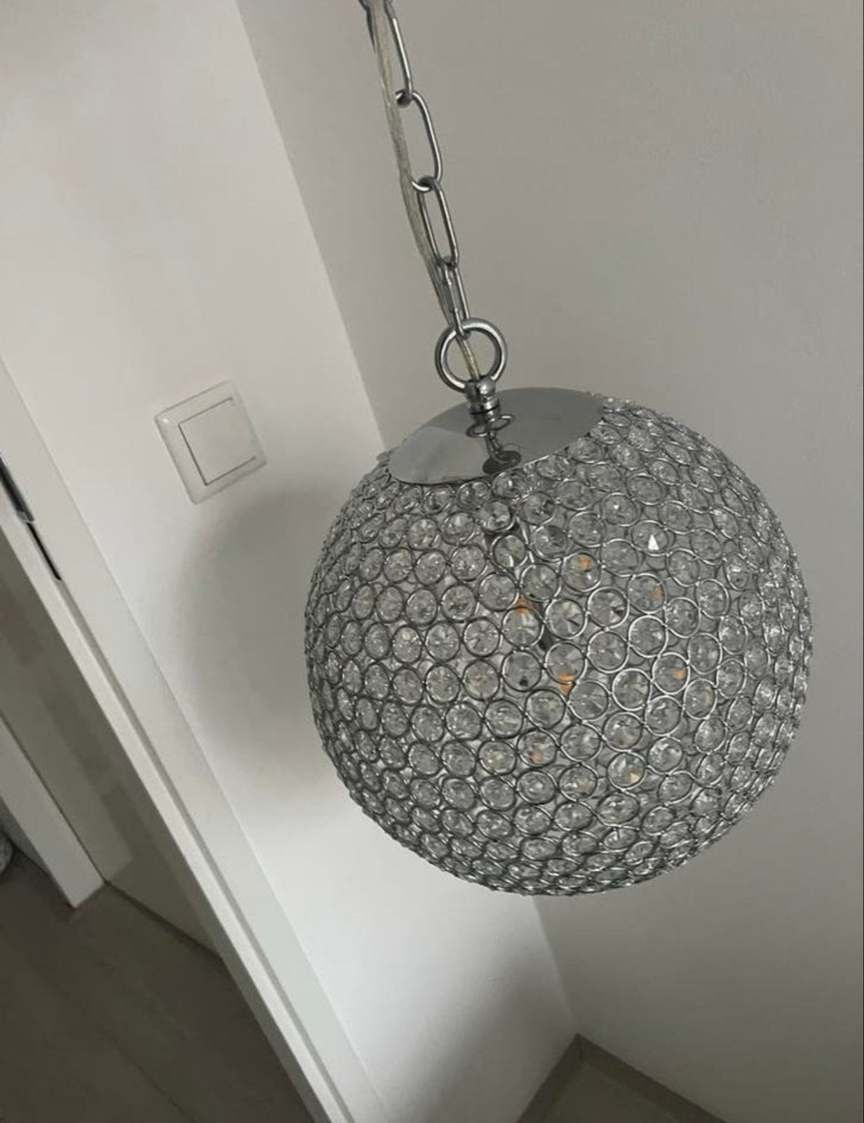 Moderne hanglamp met kristallen bol - Zilver, Ophalen of Verzenden, Zo goed als nieuw, Glas