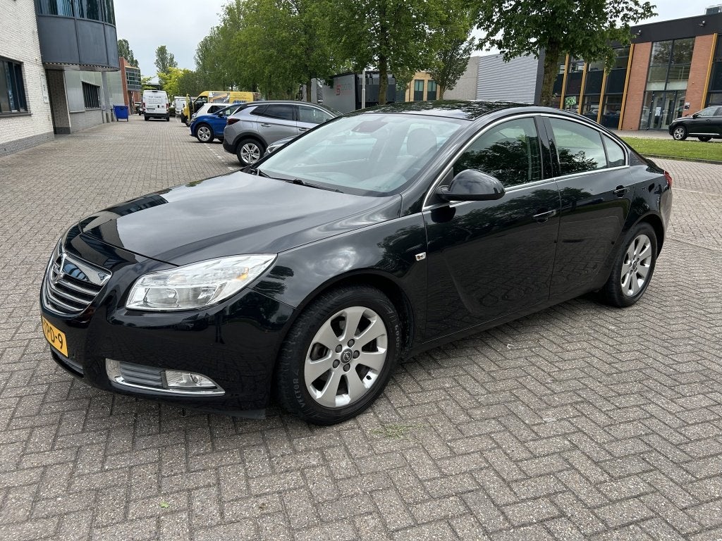 Opel Insignia 1.4 T EcoF. Edit. NAVI CRUISE CLIMA NAP, Auto's, Euro 5, 4 cilinders, Zwart, Bedrijf