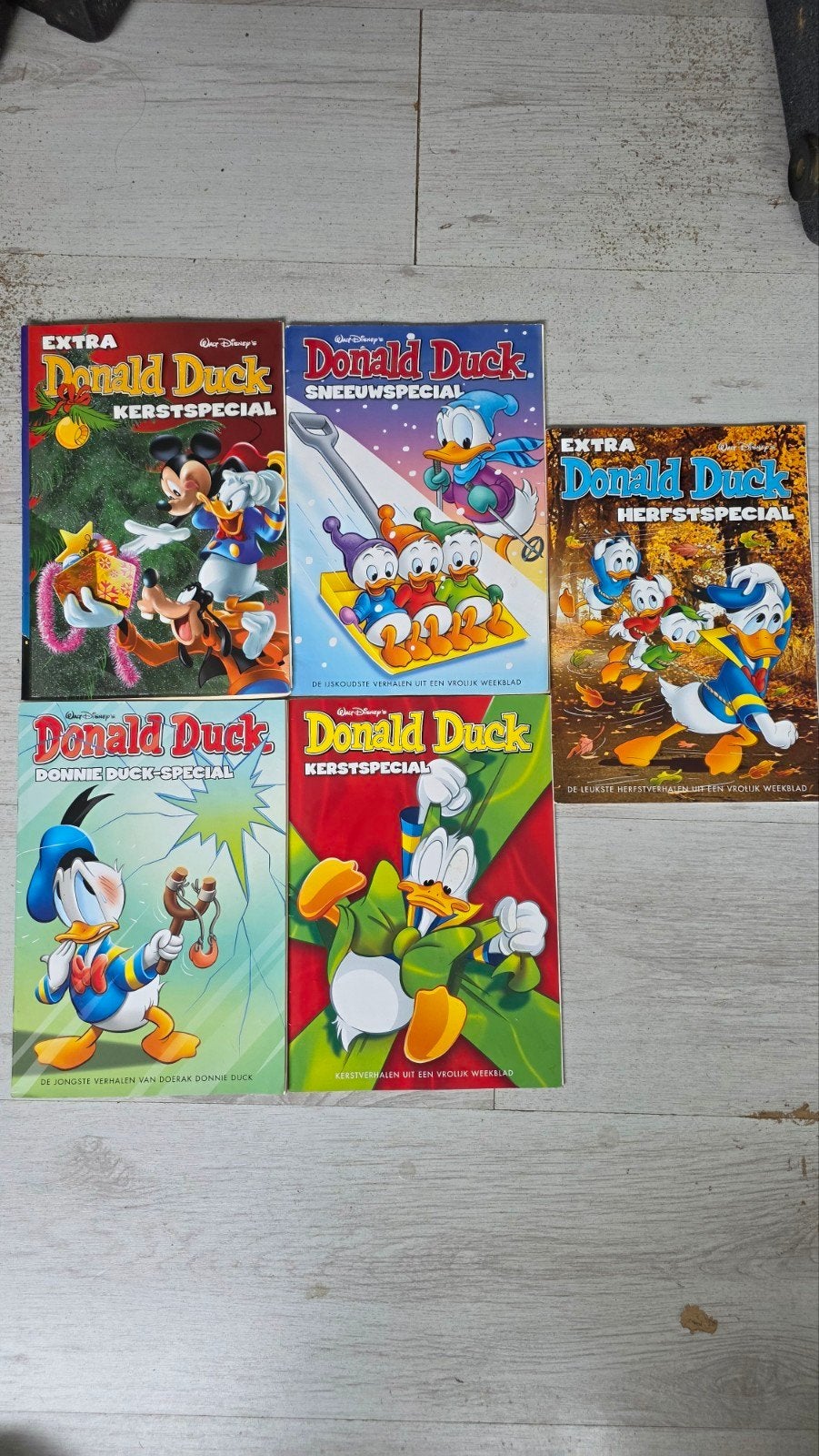 Donald Duck Specials – 5 stuks – o.a. Donnie Duck, Meerdere comics, Ophalen of Verzenden, Gelezen, Europa