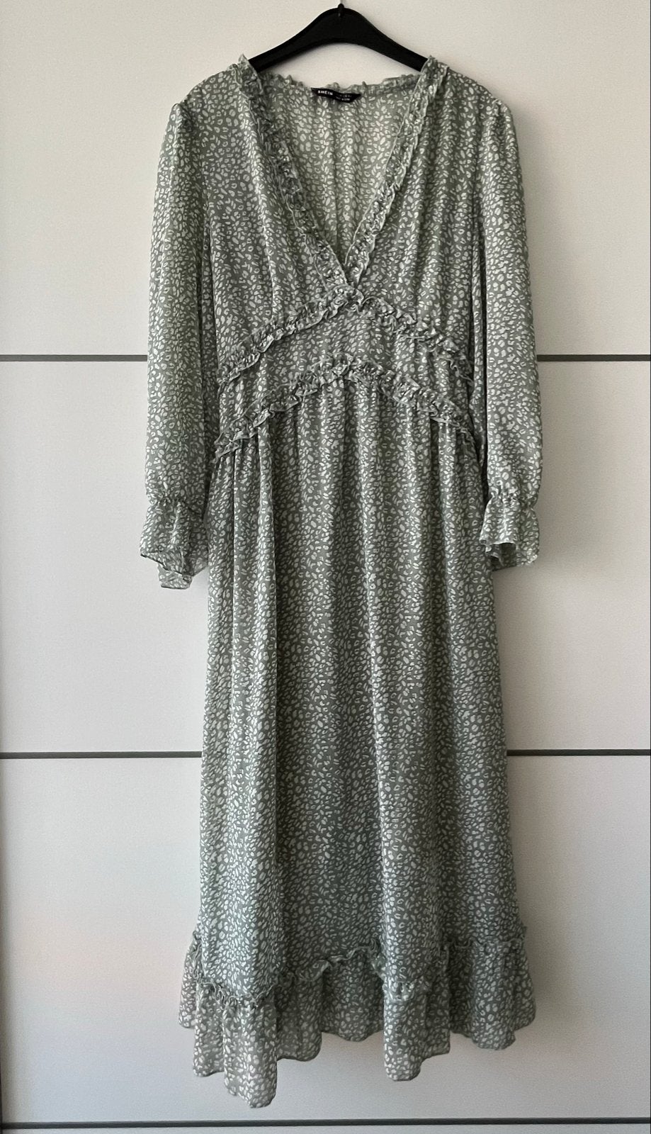 Shein jurk met print maat M, Maat 38/40 (M), Ophalen of Verzenden, Zo goed als nieuw, Onder de knie