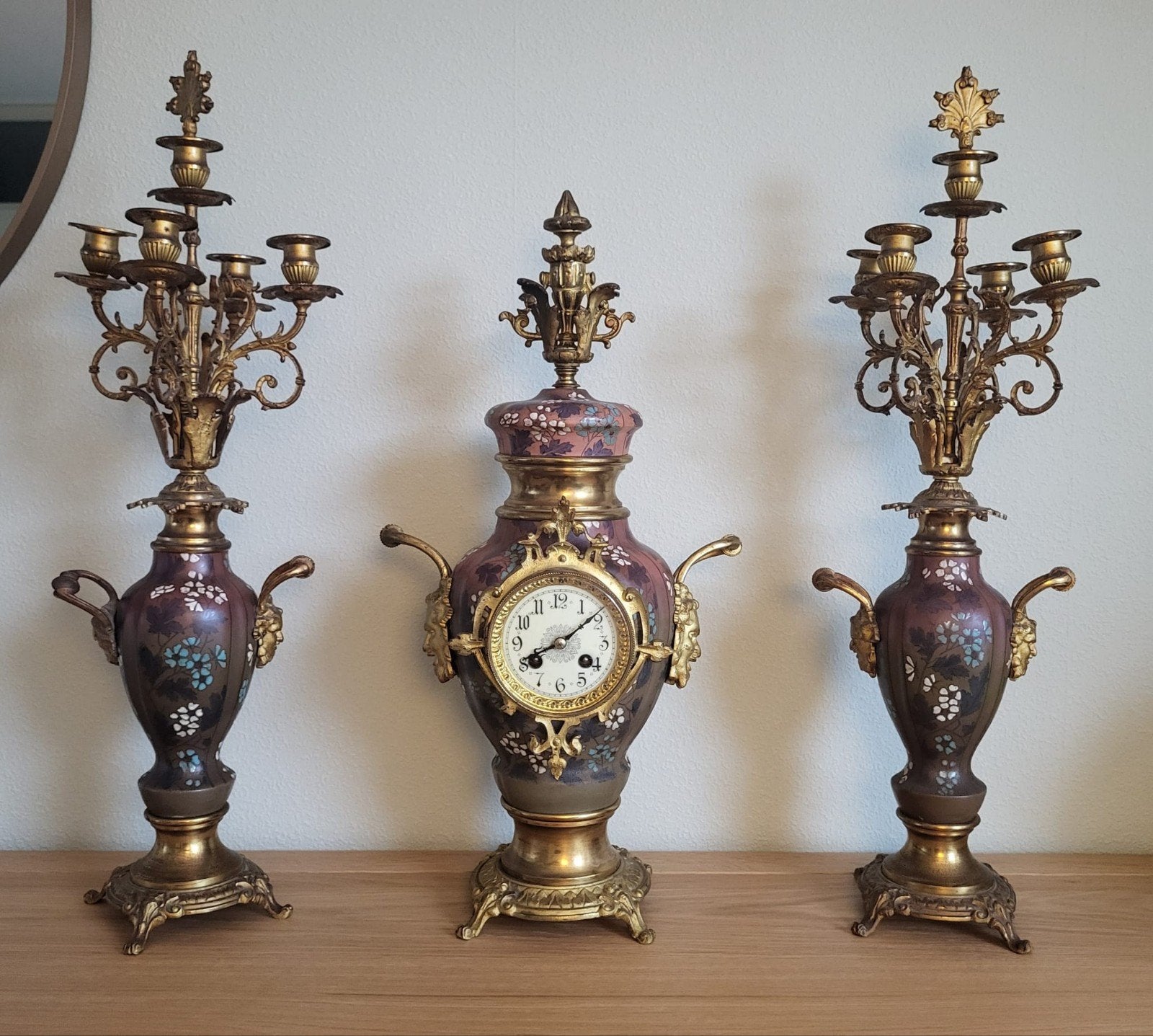 Prachtige antieke Franse pendule met 19e eeuwse kandelabers, Ophalen