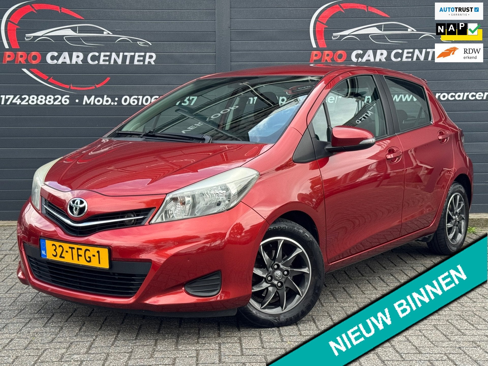 Toyota Yaris 1.0 VVT-i Aspiration AIRCO | CAM | EL.RAMEN | N, Euro 5, Stof, 750 kg, Bedrijf