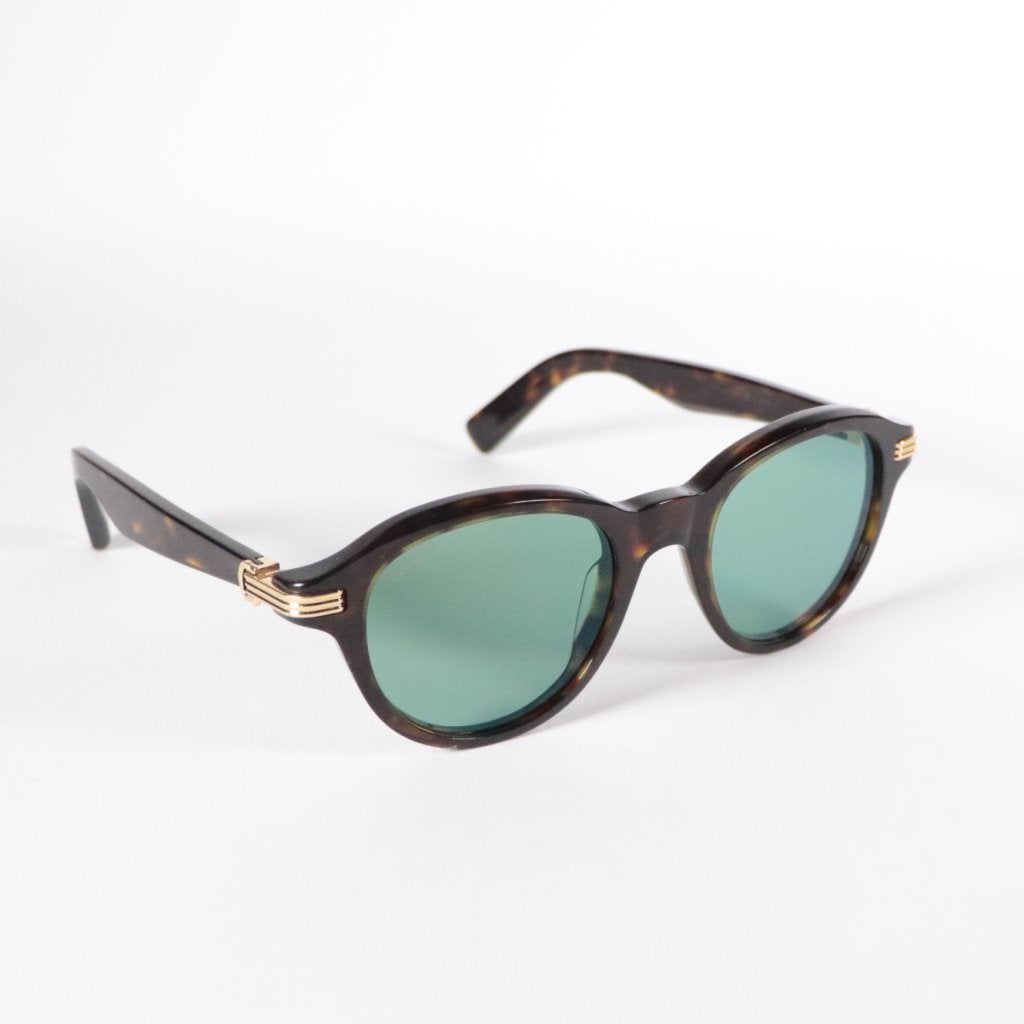 Catier Zonnebril ct0395s 002 - Gebruikte Staat, Cartier, Gebruikt, Support@cartier.com, 13 Rue de la Paix, 75002 Paris
France