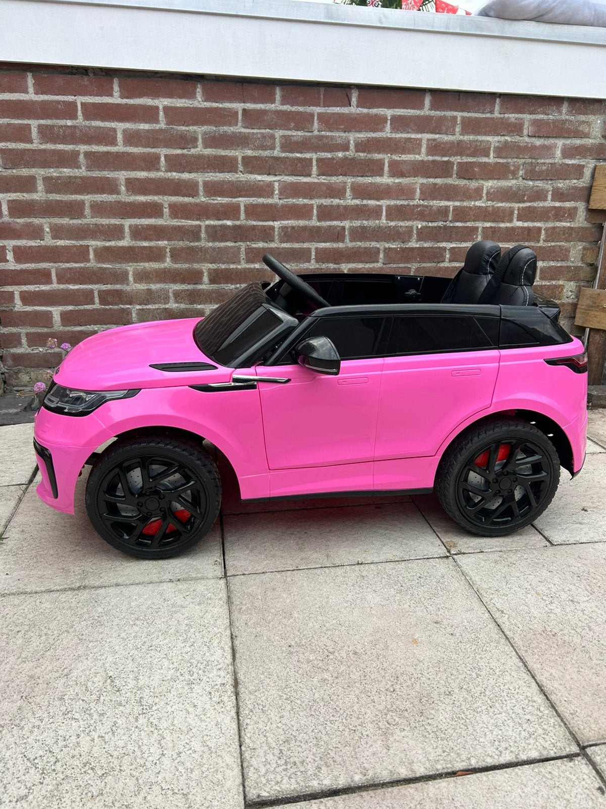 Range rover kinderauto (nog geen jaar oud), Zo goed als nieuw