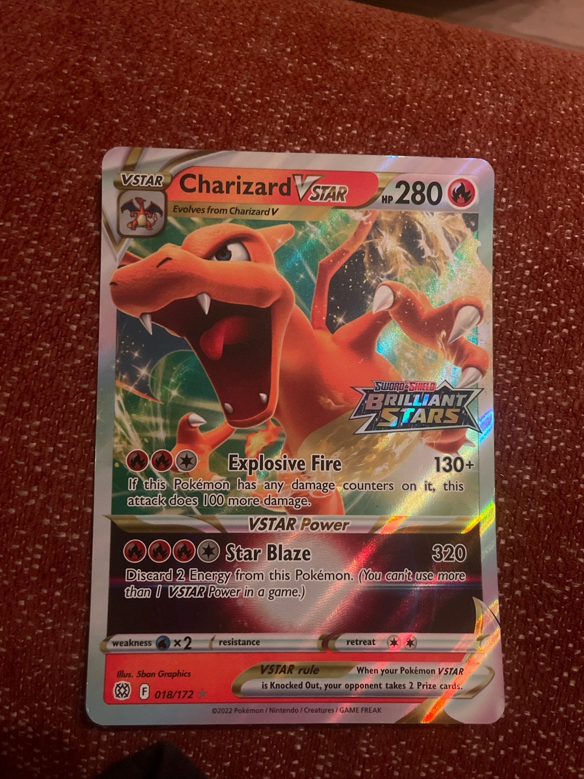 Pokémon Charizard groote kaart VSTAR (018/172, Hobby en Vrije tijd, Verzamelkaartspellen | Pokémon, Ophalen of Verzenden, Zo goed als nieuw