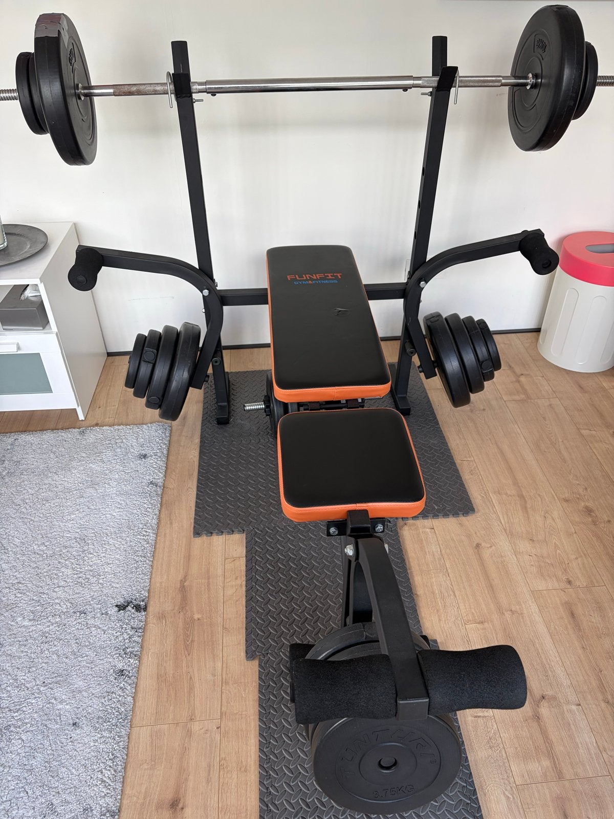Bankdruk halterbank met 139,5 kg aan gewichten, Sport en Fitness, Fitnessmaterialen, Ophalen, Gebruikt, Benen, Fitnessbank