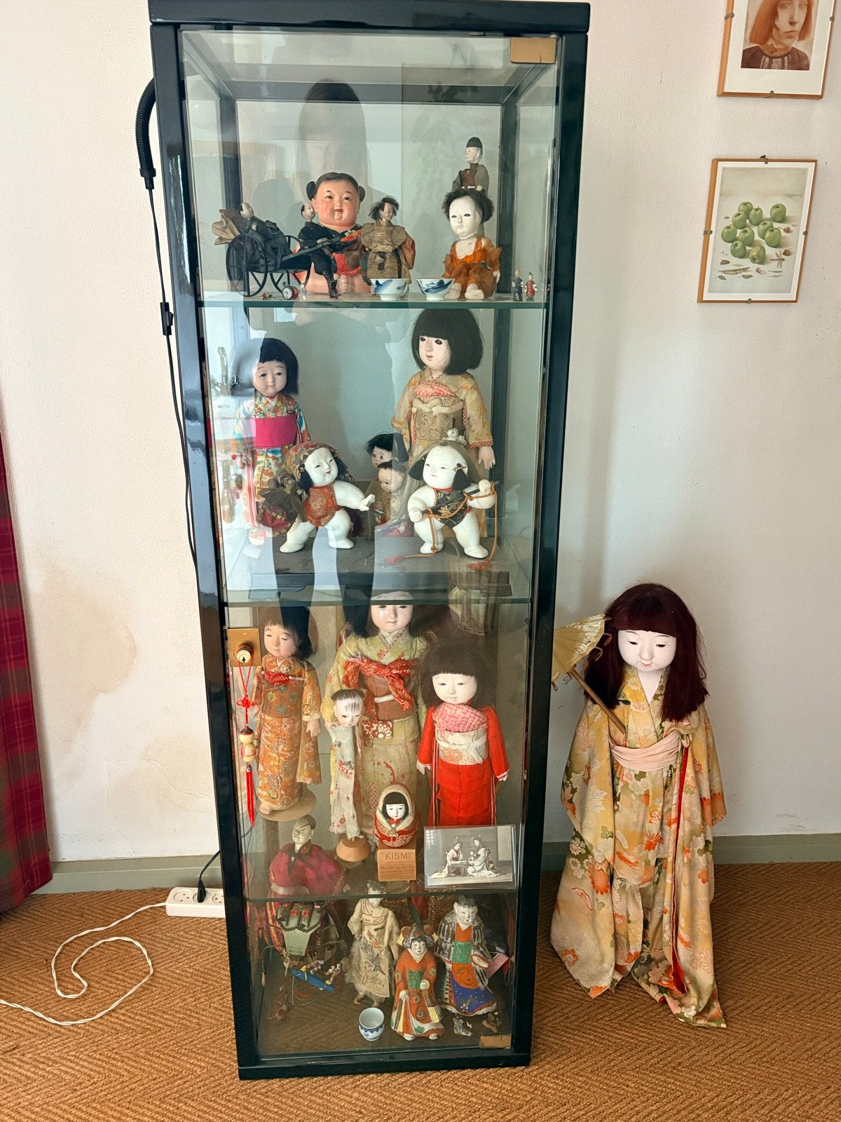 Unieke collectie antieke Japanse poppen incl vitrinekast, Ophalen, Gebruikt, Pop