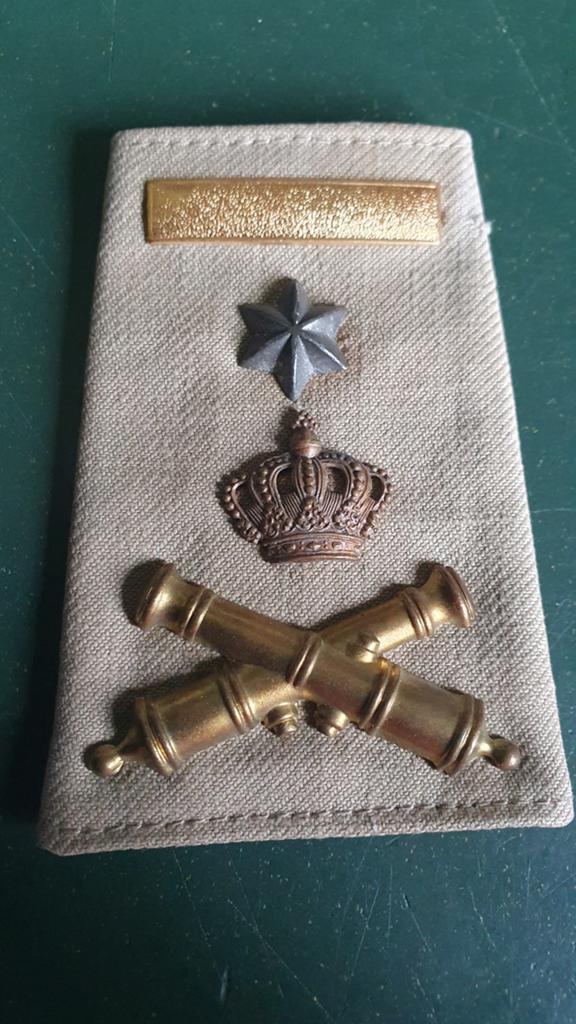 Schuifpassant majoor Nederlands Indië, Ophalen of Verzenden, Landmacht, Nederland, Embleem of Badge