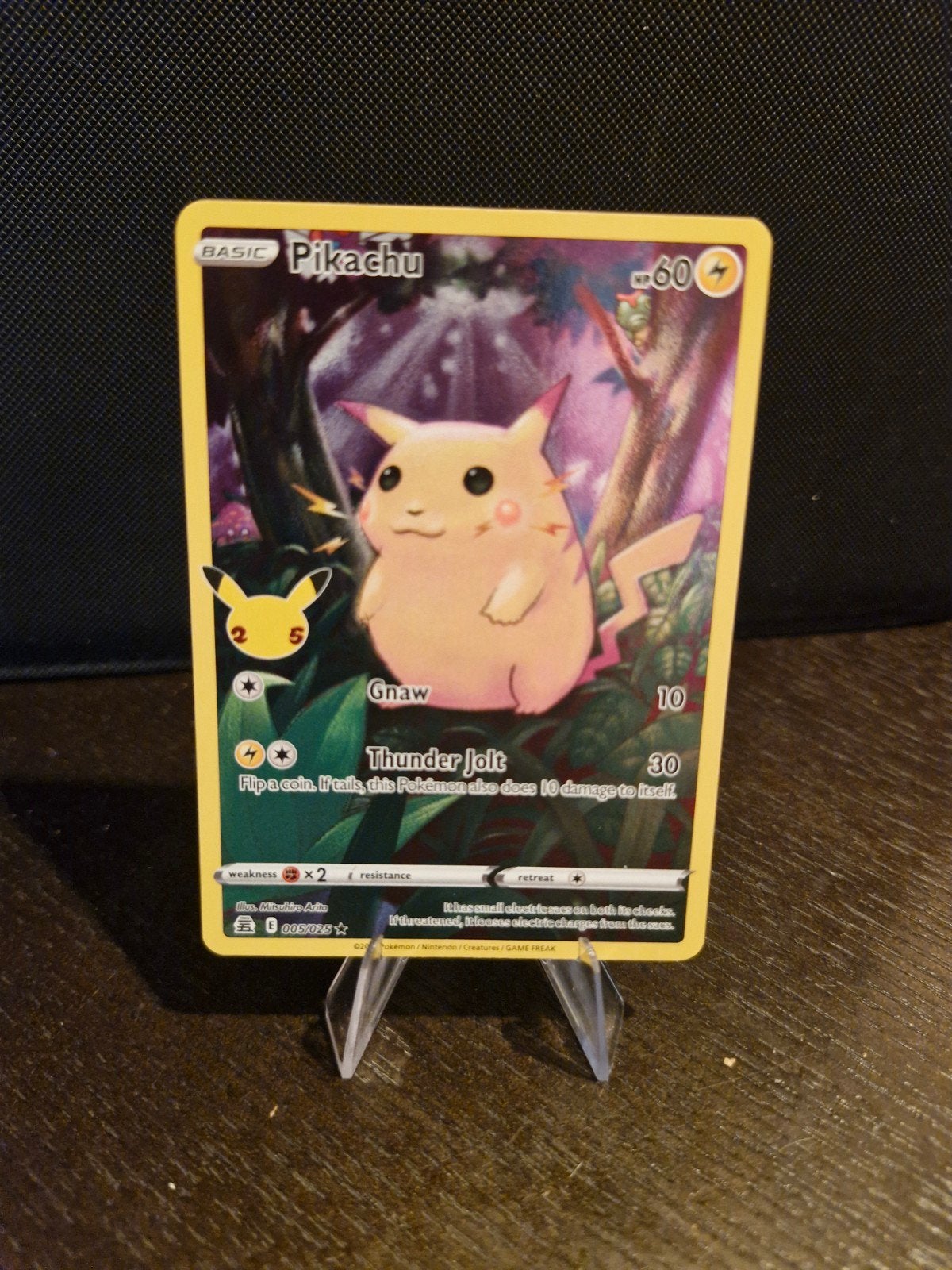 Pikachu Celebrations 25th Anniversary Pokémon Kaart, Ophalen of Verzenden, Zo goed als nieuw, Losse kaart, Foil