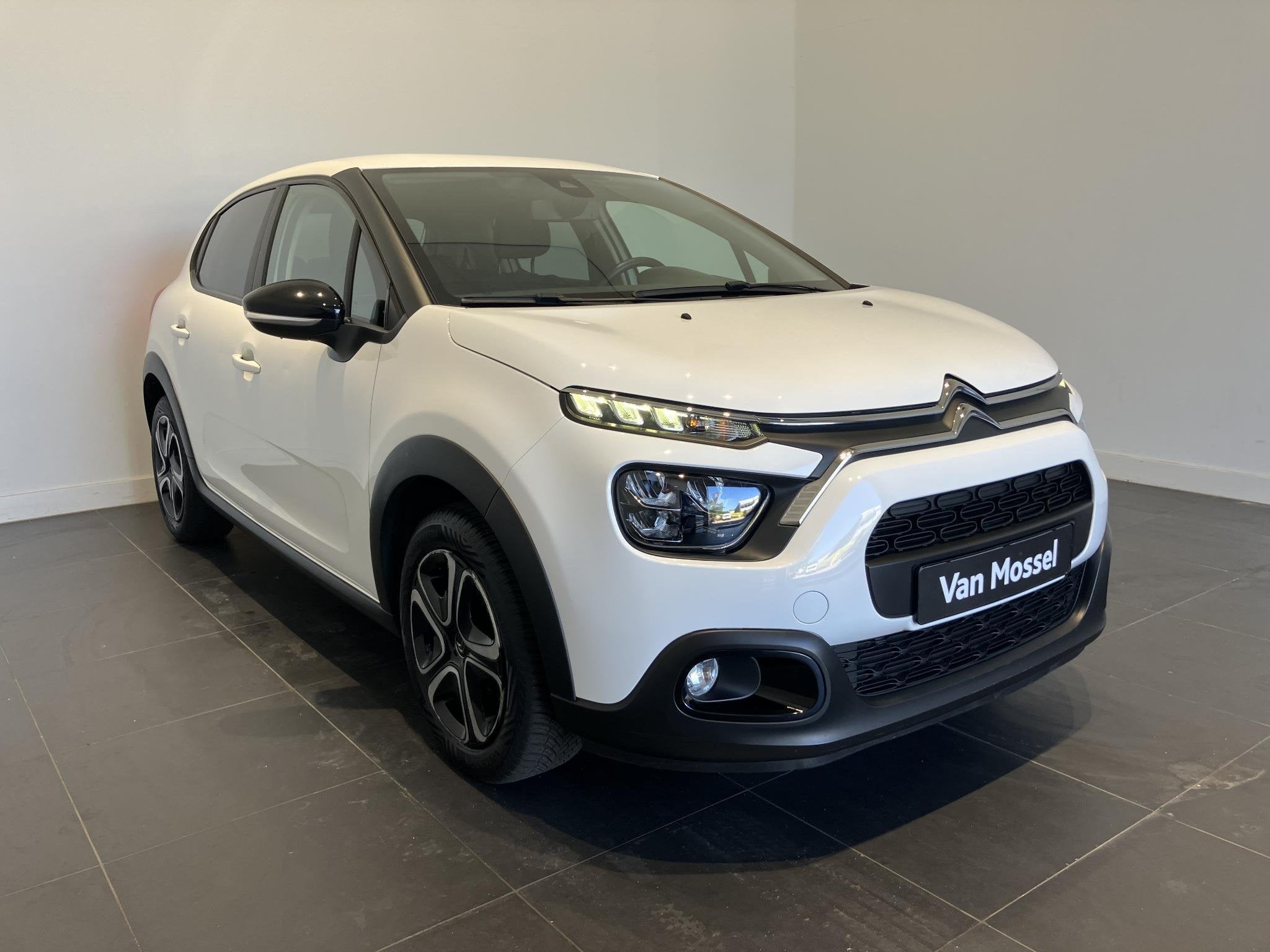 Citroen C3 1.2 PureTech Feel 82 PK | Airco | Sensoren Achter, Auto's, Voorwielaandrijving, Gebruikt, Euro 6, 1199 cc