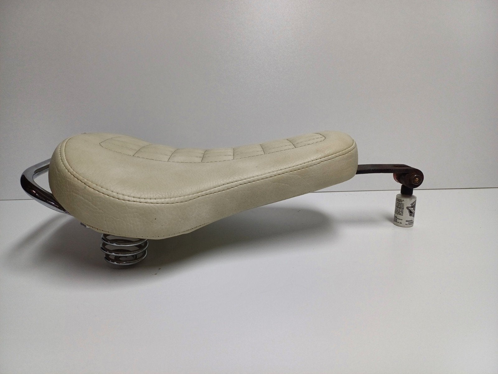 Solo seat Harley/Chopper., Motoren, Onderdelen | Harley-Davidson, Ophalen of Verzenden