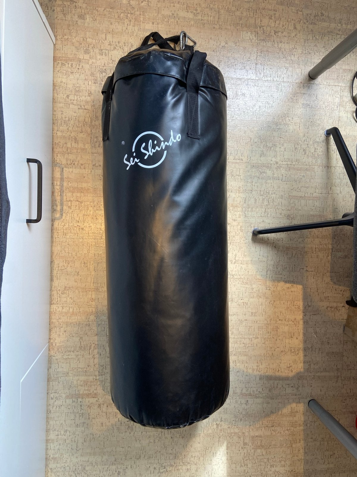 Bokszak en Adidas bokshandschoenen, Ophalen, Gebruikt, Bokszak
