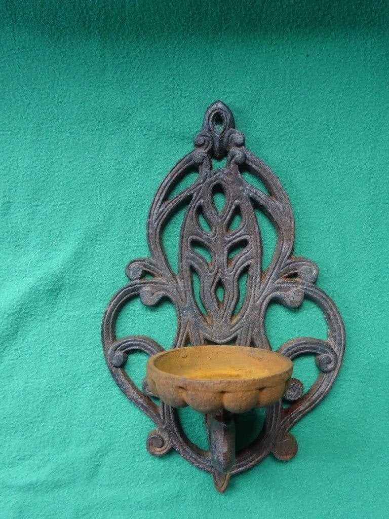 Vintage gietijzeren wandkandelaar, Huis en Inrichting, Gebruikt, Ophalen of Verzenden, Metaal, Kandelaar