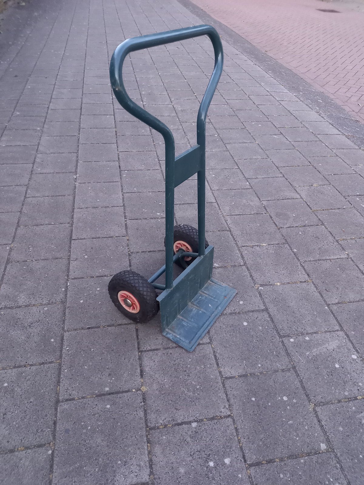 Steekwagen  transportwagen in nette staat !, 60 tot 80 liter, Ophalen, Zo goed als nieuw, Steekwagen
