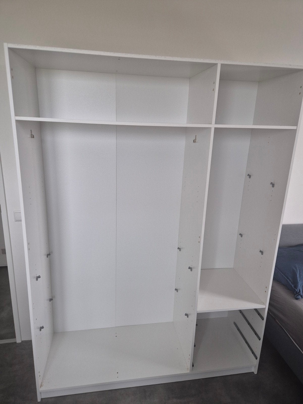 Kledingkast 3 deurs leen bakker, Huis en Inrichting, 100 tot 150 cm, Zo goed als nieuw, 150 tot 200 cm, 50 tot 75 cm
