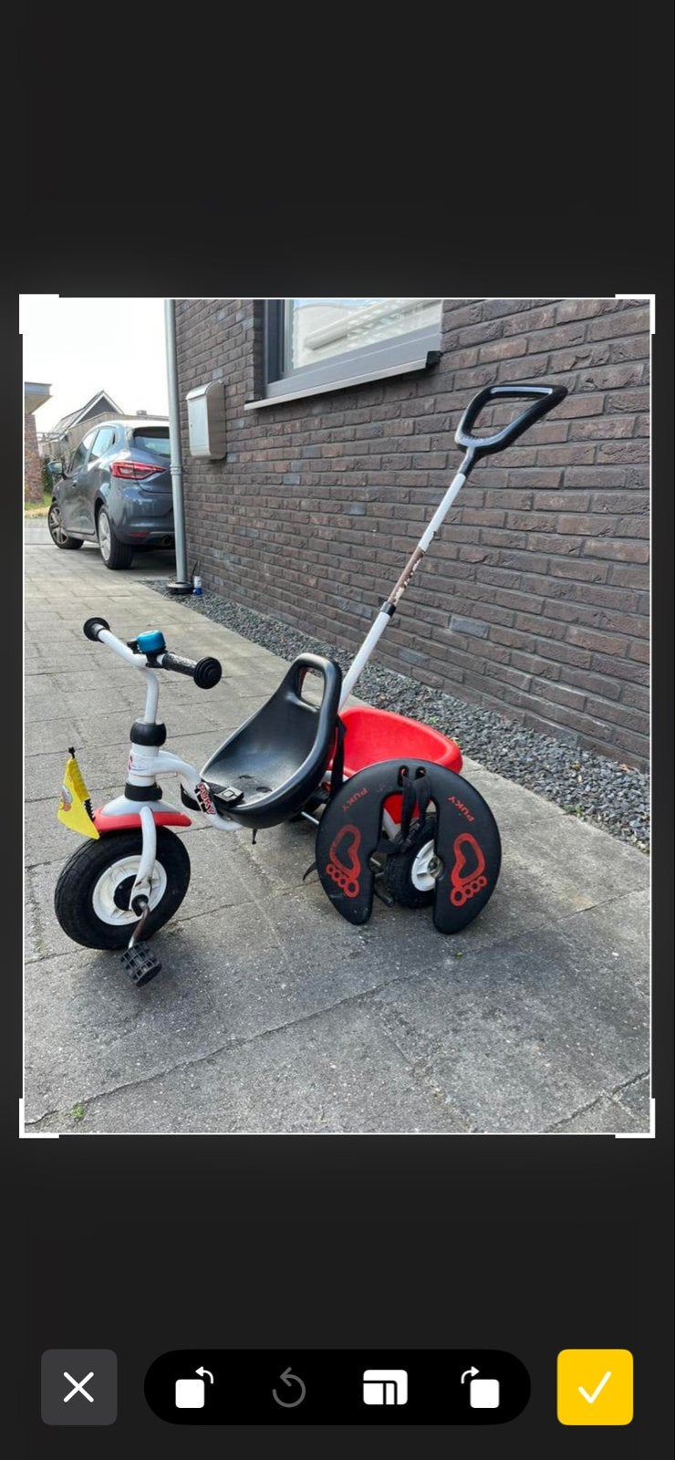Puky driewieler met duwstang en voetensteun, Fietsen en Brommers, Fietsen | Driewielers, Ophalen, Gebruikt, Duwstang