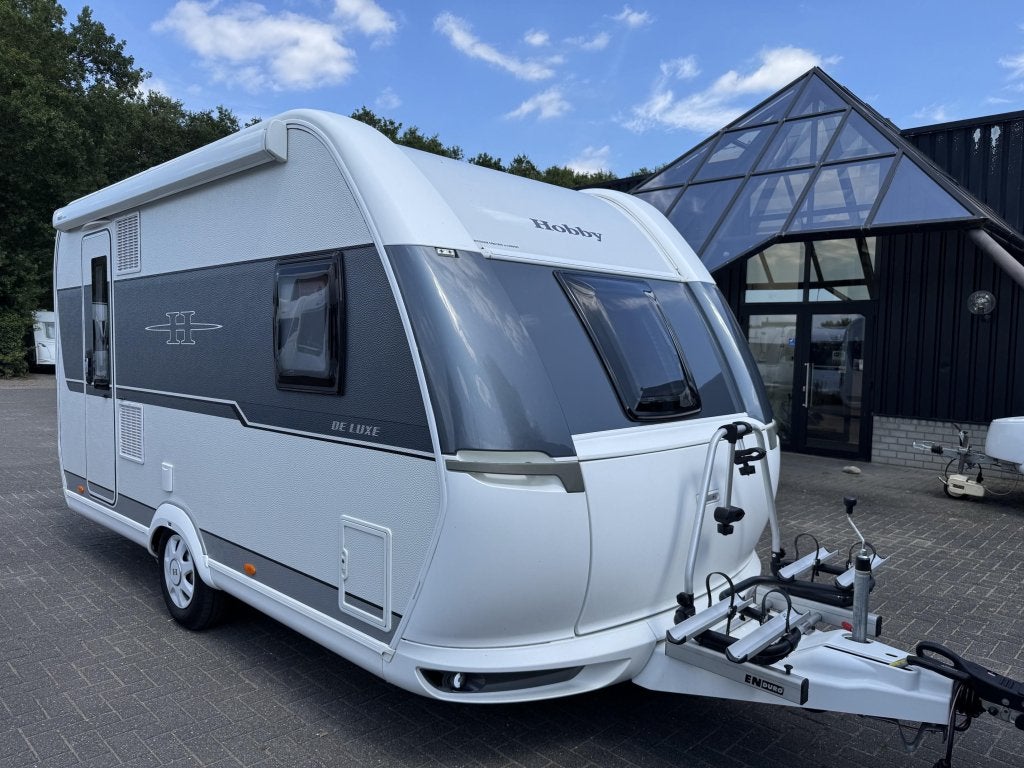 Hobby de Luxe 400 SFE 2018 | Mover | Luifel, Caravans en Kamperen, Hobby, Bedrijf, Treinzit, Tot en met 3