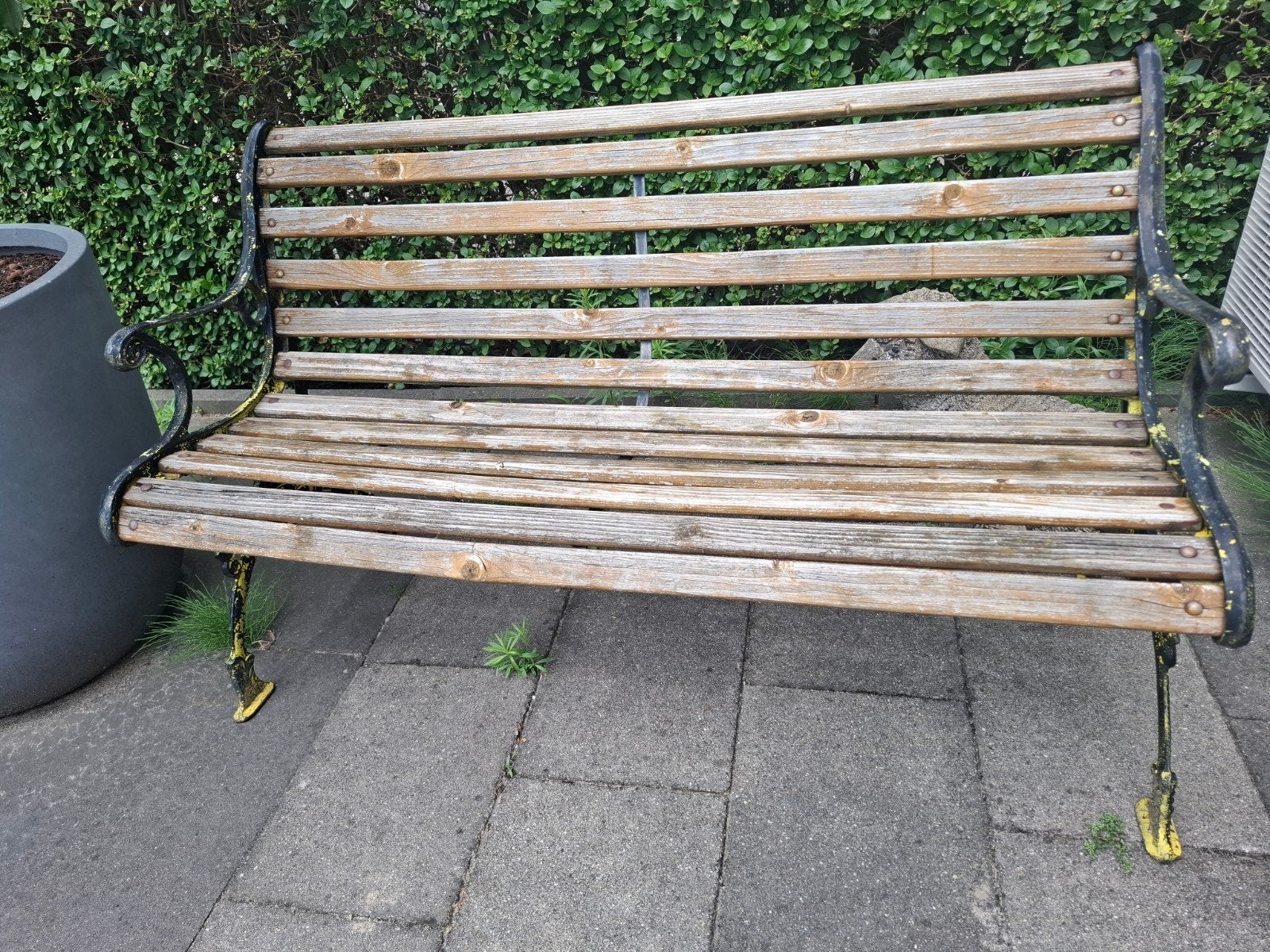 Vintage gietijzeren tuinbank met houten latten *OPKNAPPER*, Tuin en Terras, Ophalen, Gebruikt, Hout