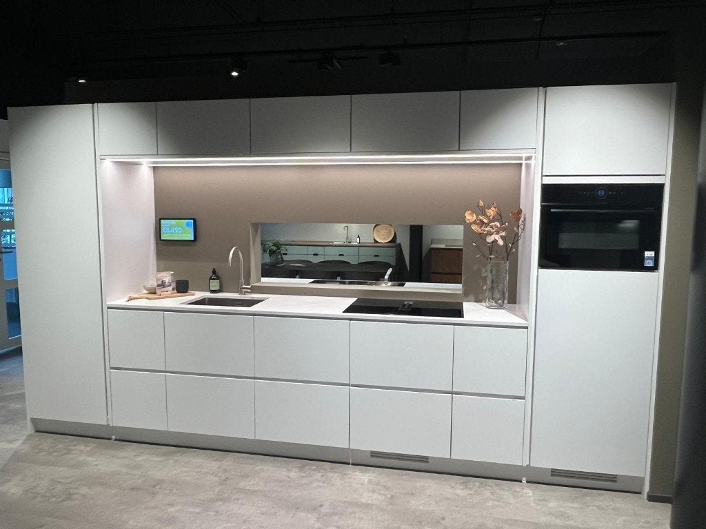 KEUKEN KVIK MANO WHITE NIEUW, Ophalen, Wit, Nieuw, Enkelwandige keuken