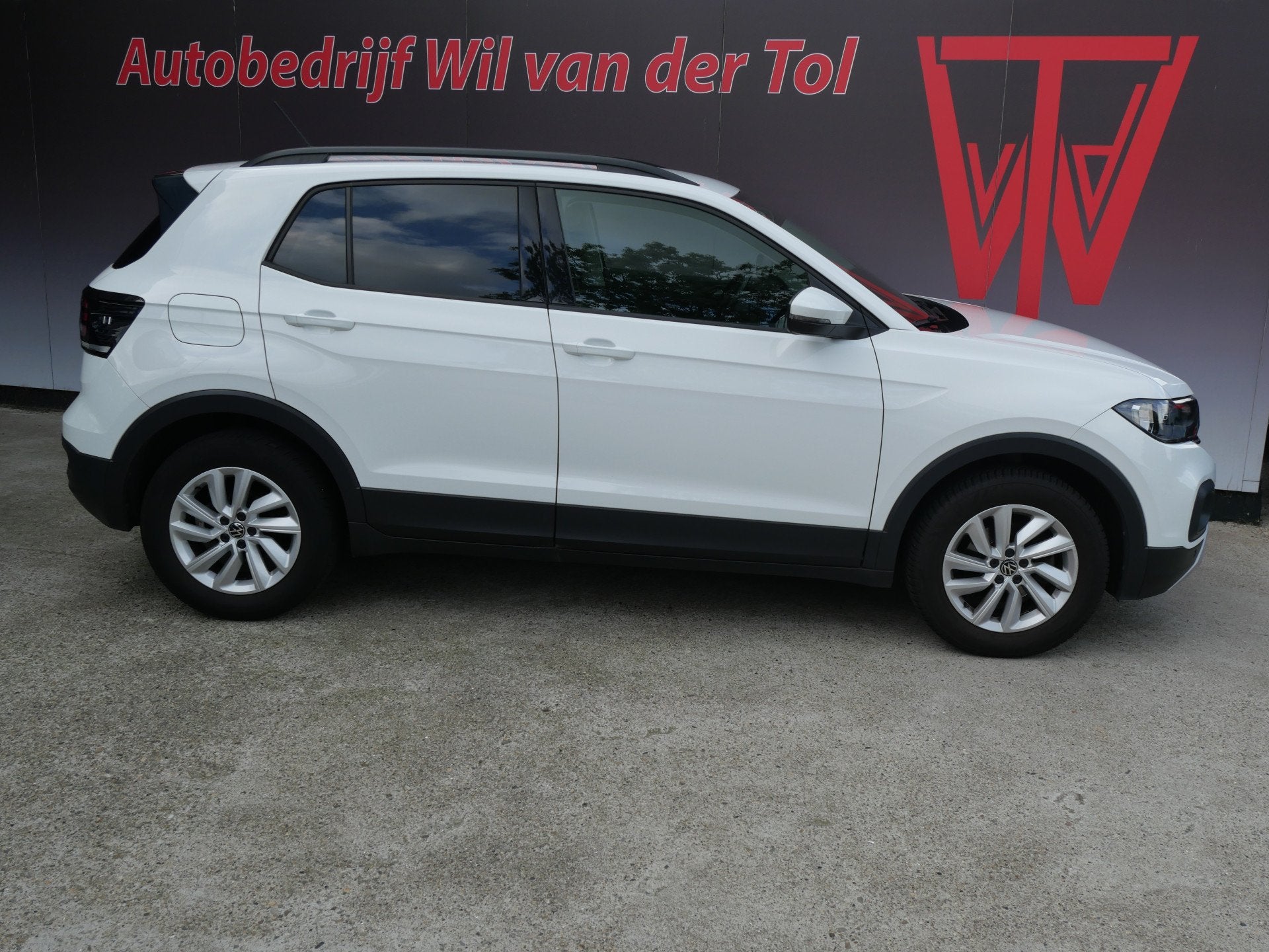 Volkswagen T-Cross 1.0 TSI LIFE | AUTOMAAT | A.C.C | CARPLAY, Auto's, Gebruikt, Wit, Origineel Nederlands, Bedrijf