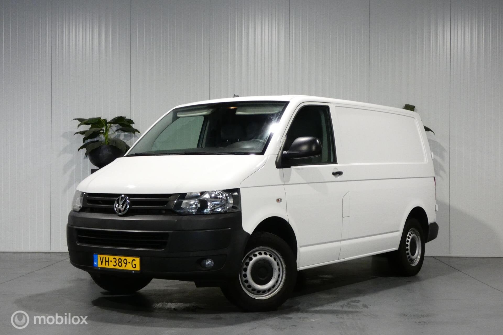 Volkswagen Transporter 2.0 TDI L1H1 BM T800 Baseline Plus, Electronic Stability Program (ESP), Gebruikt, 4 cilinders, Volkswagen