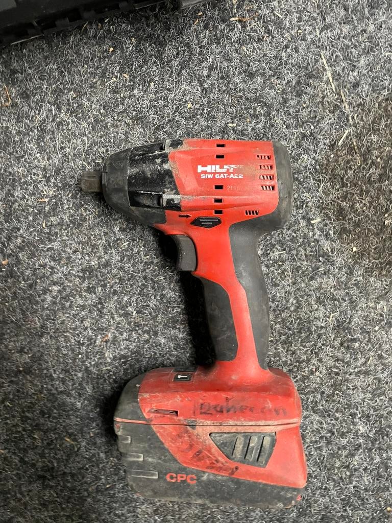 HILTI SIW 6AT-A22 slagmoersleutel met accu, Ophalen of Verzenden, Zo goed als nieuw, Overige typen