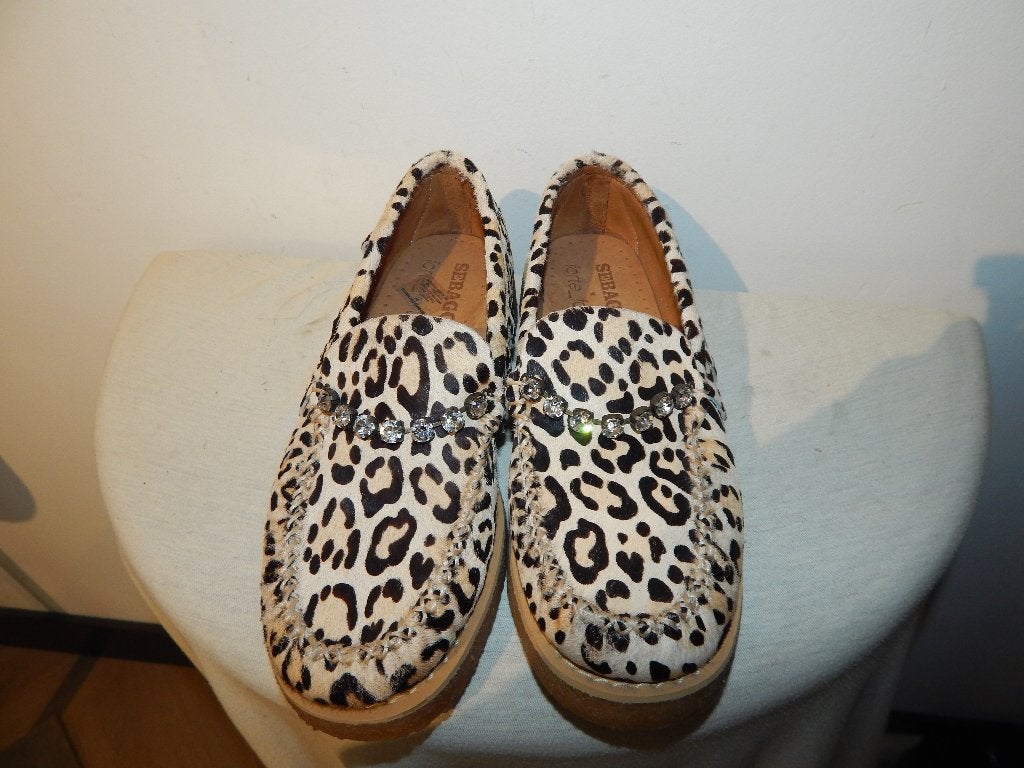 Sebago x Forte Forte loafers animal print swarovski Als Nieu, Kleding | Dames, Overige kleuren, Instappers, Nieuw, Ophalen of Verzenden