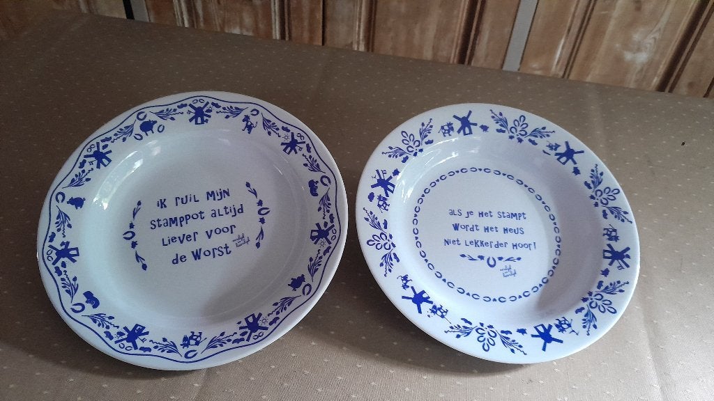 2 Delfts blauwe Unox-stamppotborden spaaractie uit 2013., Kunststof, Ophalen of Verzenden, Zo goed als nieuw, Bord(en)