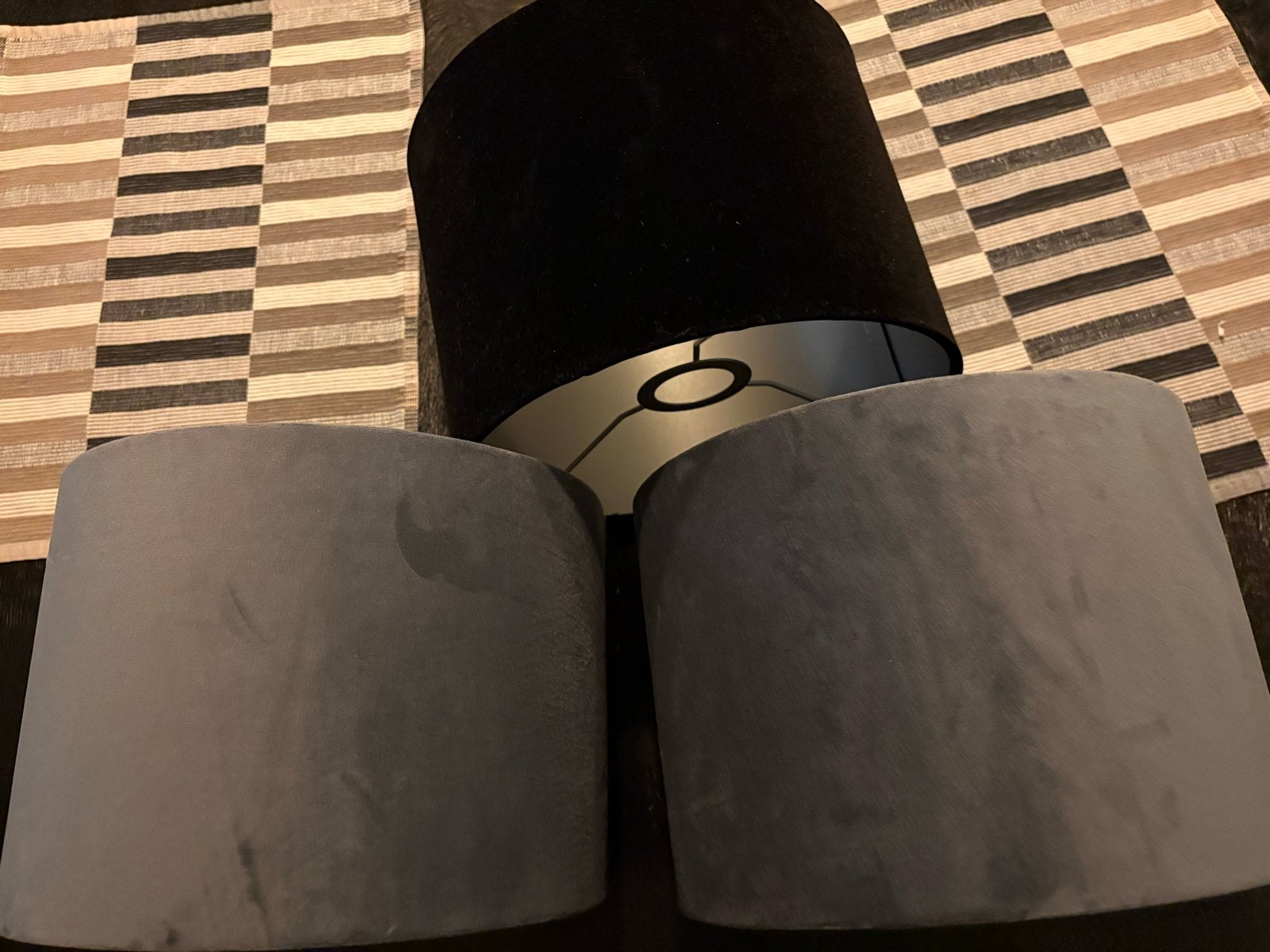 3 velvet lampenkappen: 2 grijsblauw, 1 zwart, Ophalen, Gebruikt, Overige typen, Rond