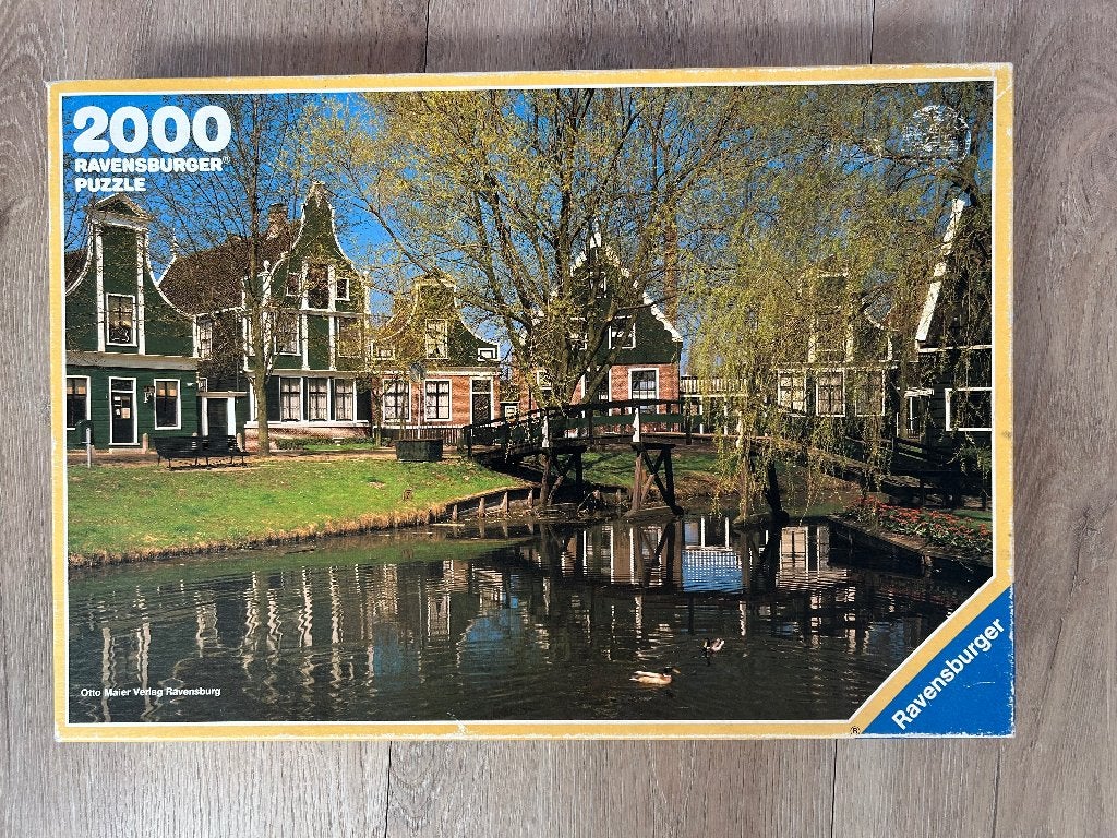 Ravensburger puzzel 2000 stukjes, Openluchtmuseum Arnhem., Ophalen of Verzenden, Meer dan 1500 stukjes, Zo goed als nieuw, Legpuzzel