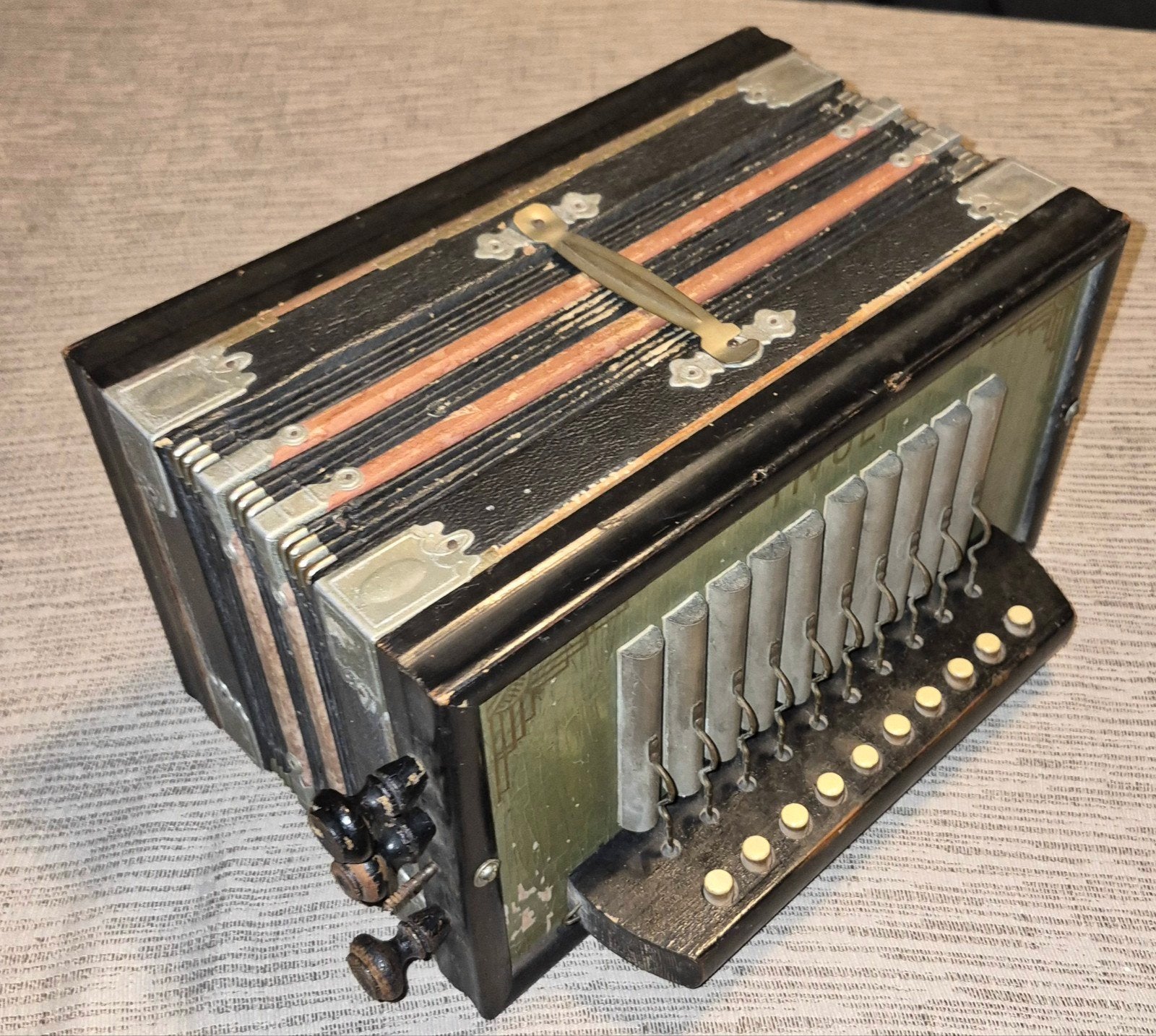 Antieke Diatonische Knopaccordeon Tivoli (ca. 1910-1930), Ophalen of Verzenden, Gebruikt, Overige formaten, Overige merken