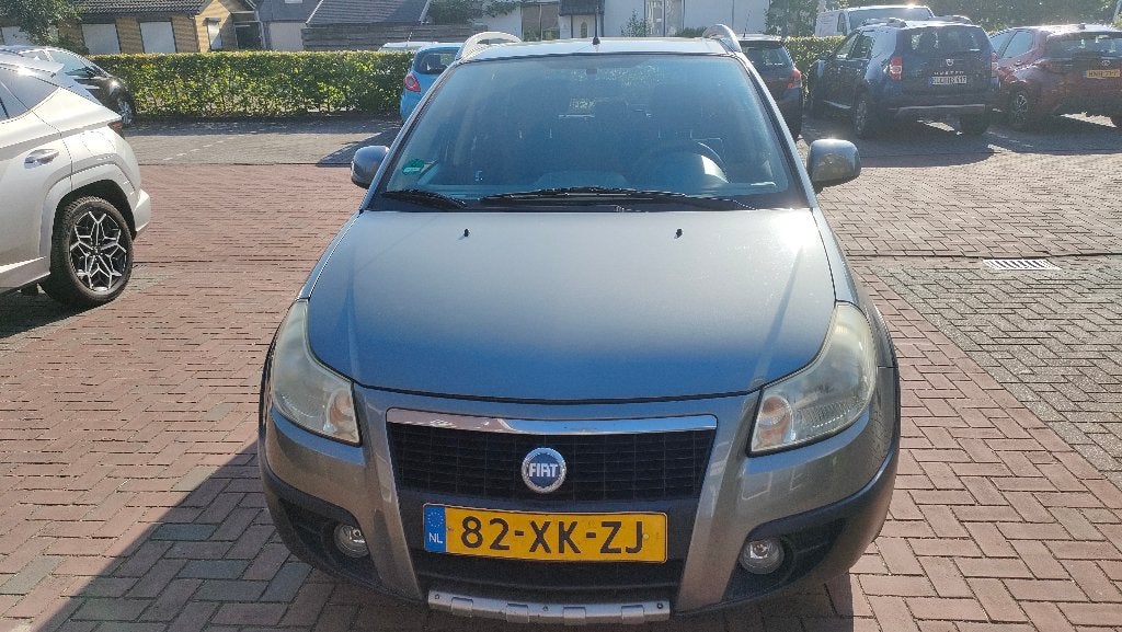 Fiat Sedici 1.6 16v 120pk 4x4 2007 Grijs, Auto's, 4 cilinders, 400 kg, 1200 kg, Handgeschakeld